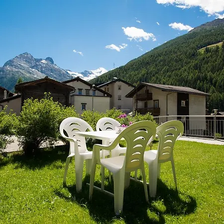 Apartament Orphelja Saas-Grund