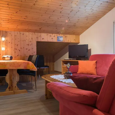 Orphelja Apartament Saas-Grund