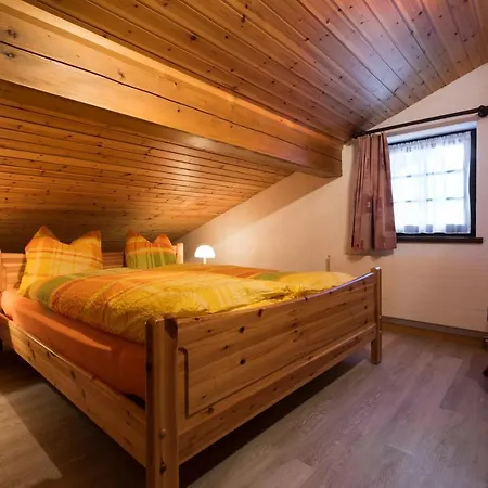 Orphelja Apartament *