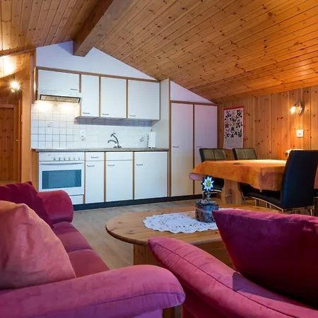 Apartament Orphelja *
